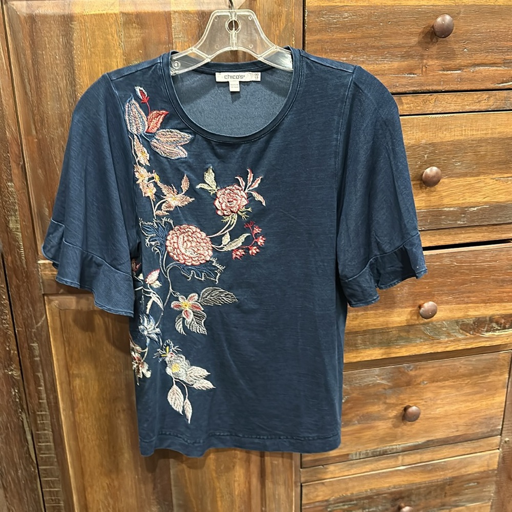 Chico’s T-Shirt With Floral Embroidery